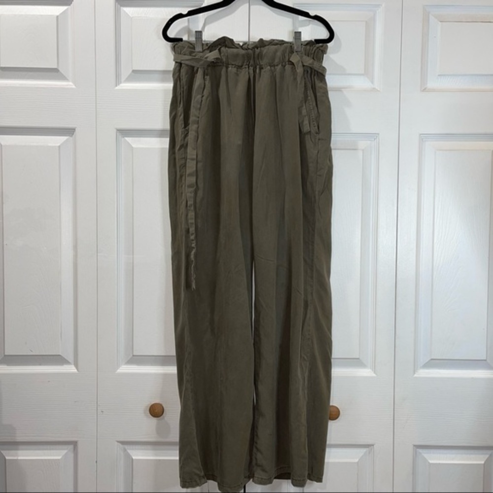 Thread & Supply Paperbag Waisted Wide Leg Pants - Picture 2 of 5